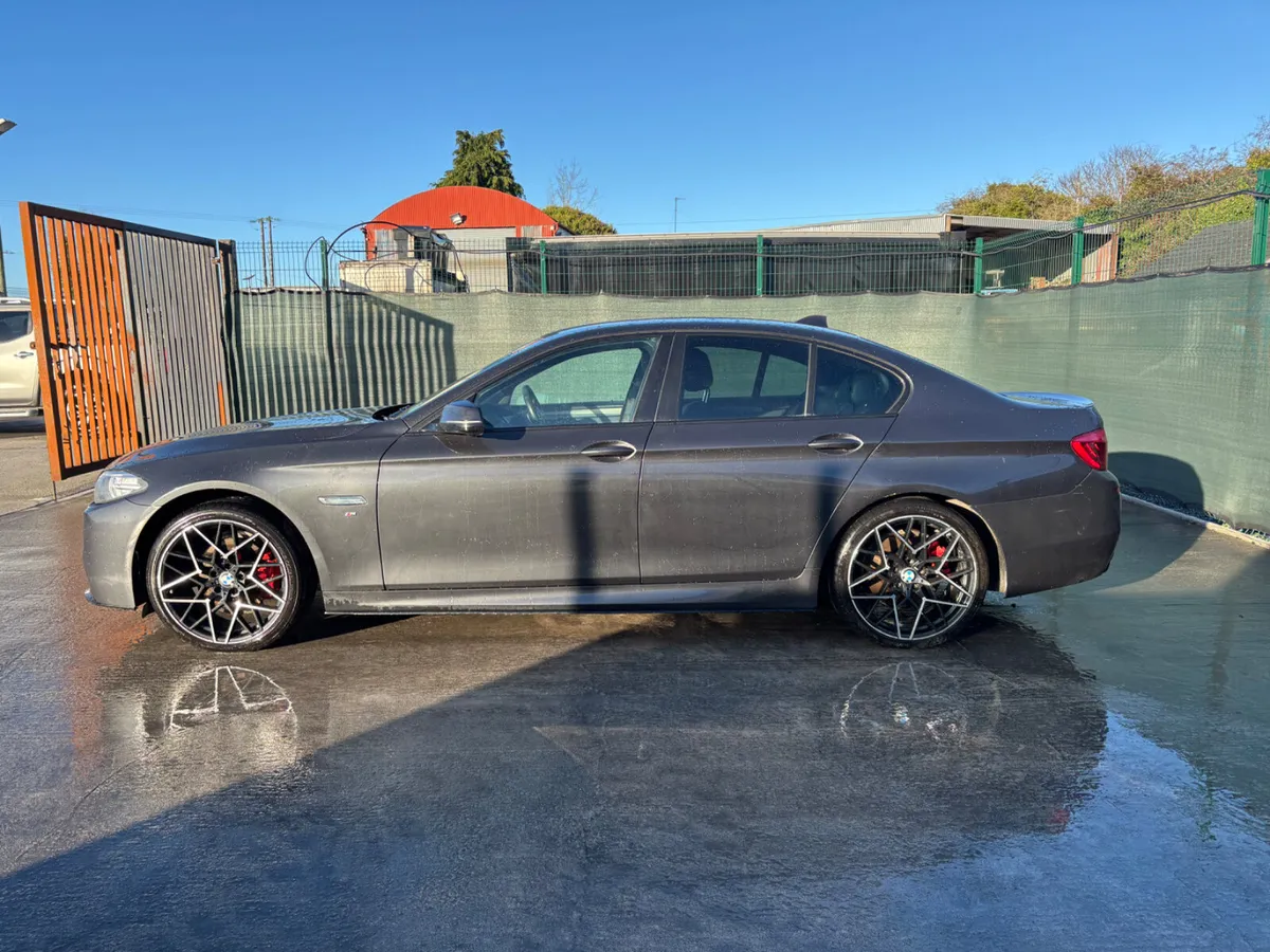 2015 BMW 520d M Sport automatic - Image 2