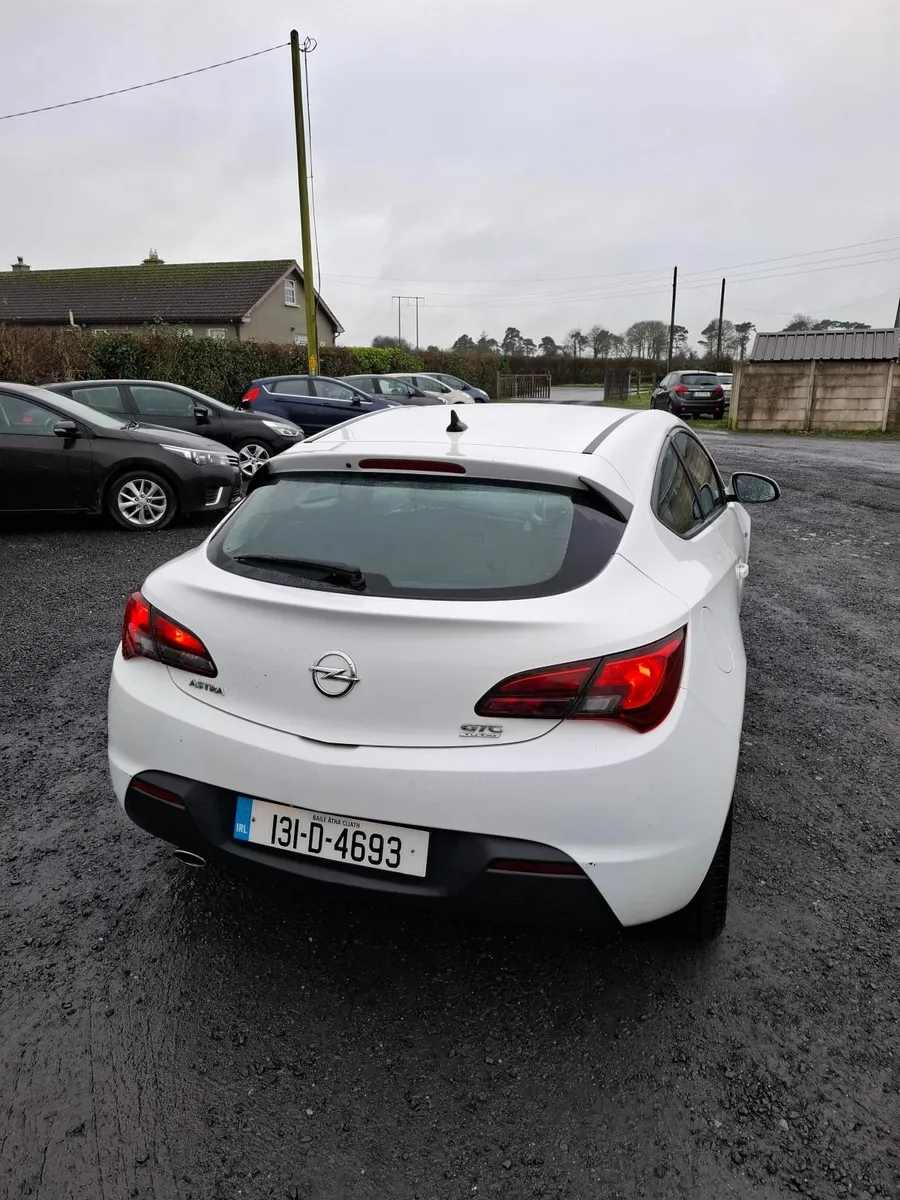 131 Opel Astra 1.4 GTC..low miles and nct - Image 3