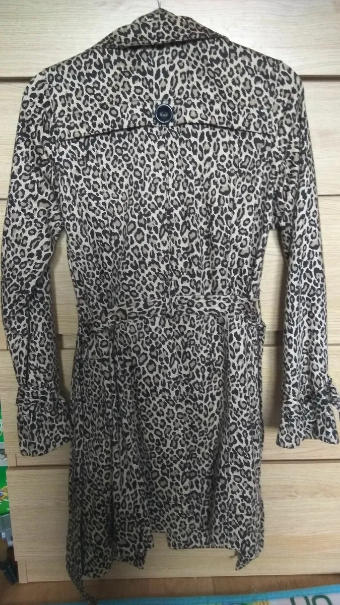 new look animal print coat size 8 worn once - Image 3