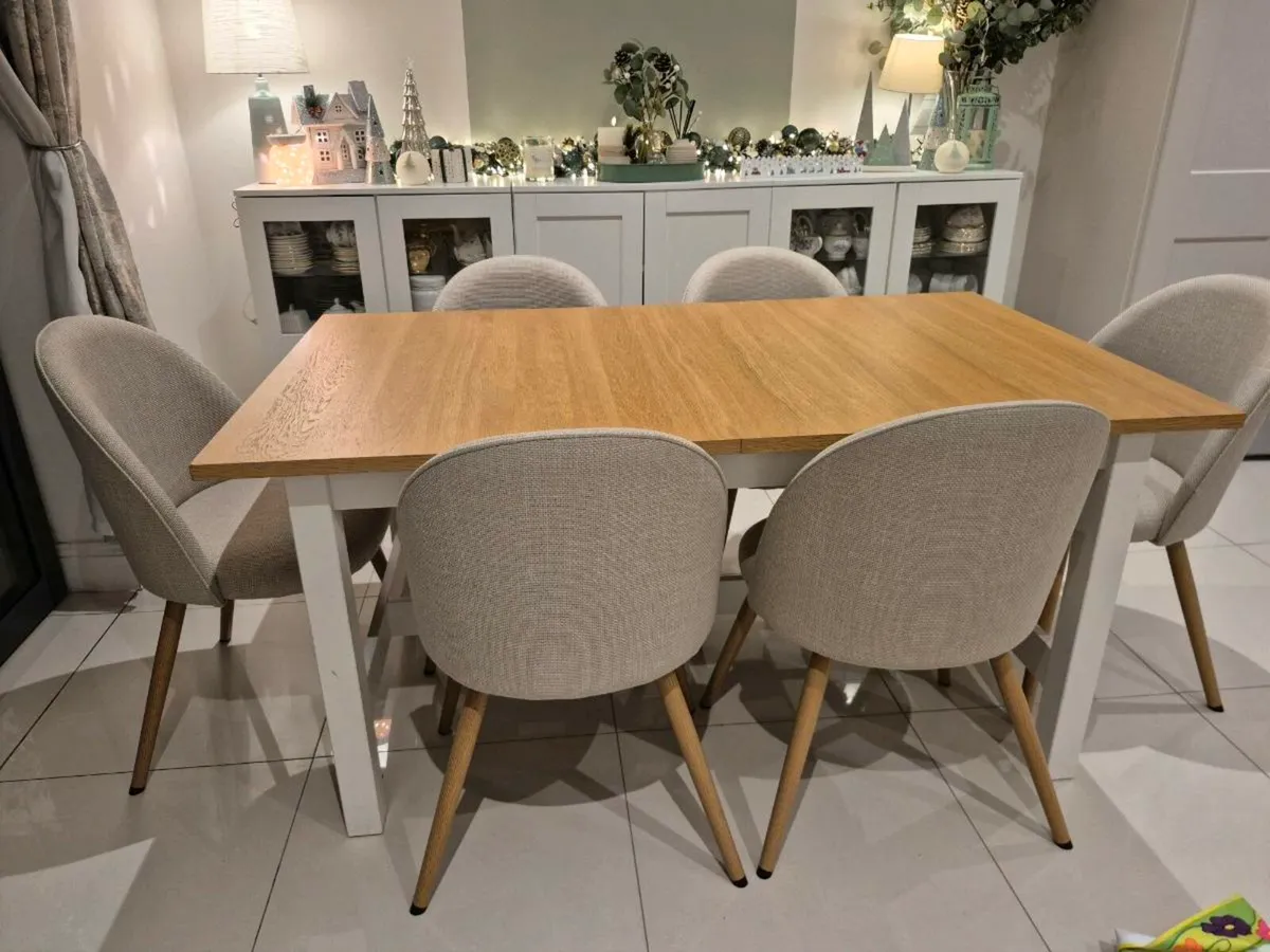 Extendable kitchen dining room table - Image 2