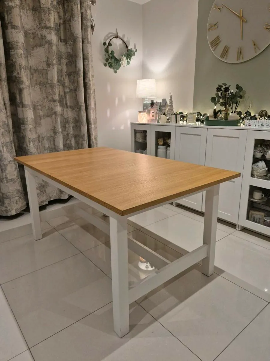 Extendable kitchen dining room table - Image 4