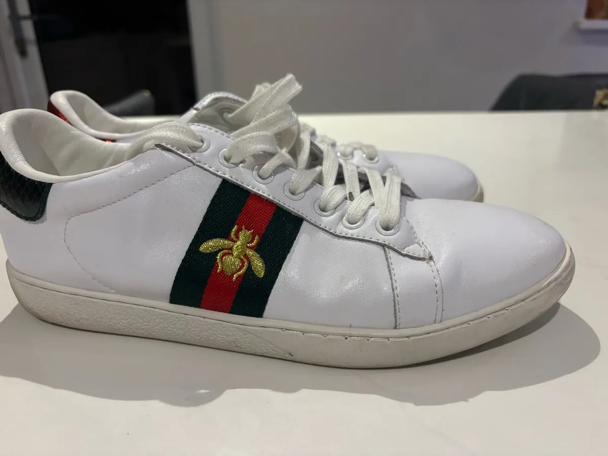 Gucci trainers size 8 unisex - Image 1