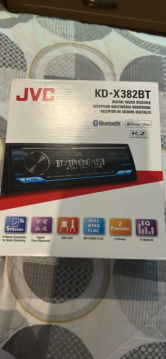 JVC Car Radio - Image 1