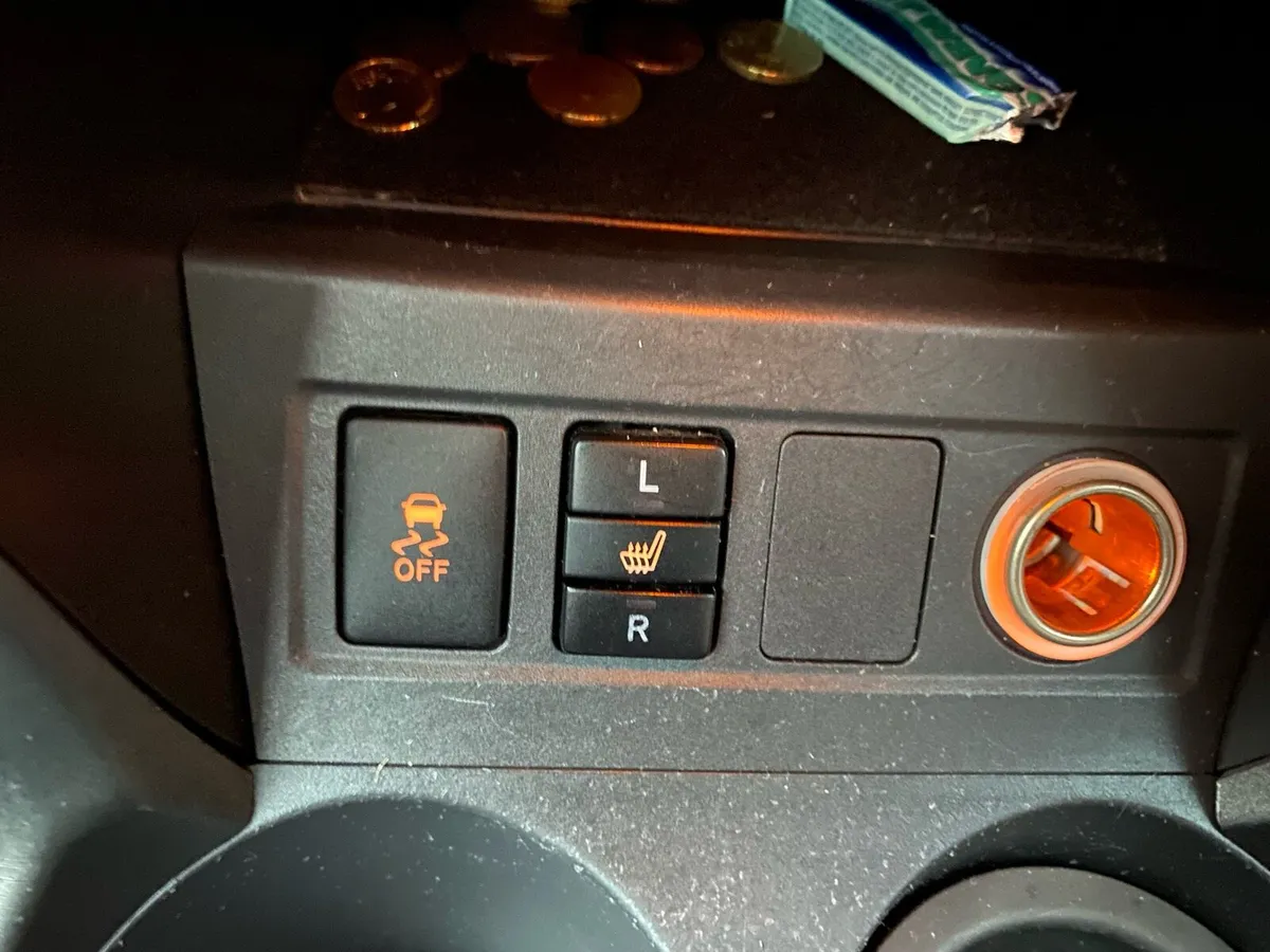 Toyota RAV4 Diesel 4x4 Nct and Tax - Image 3