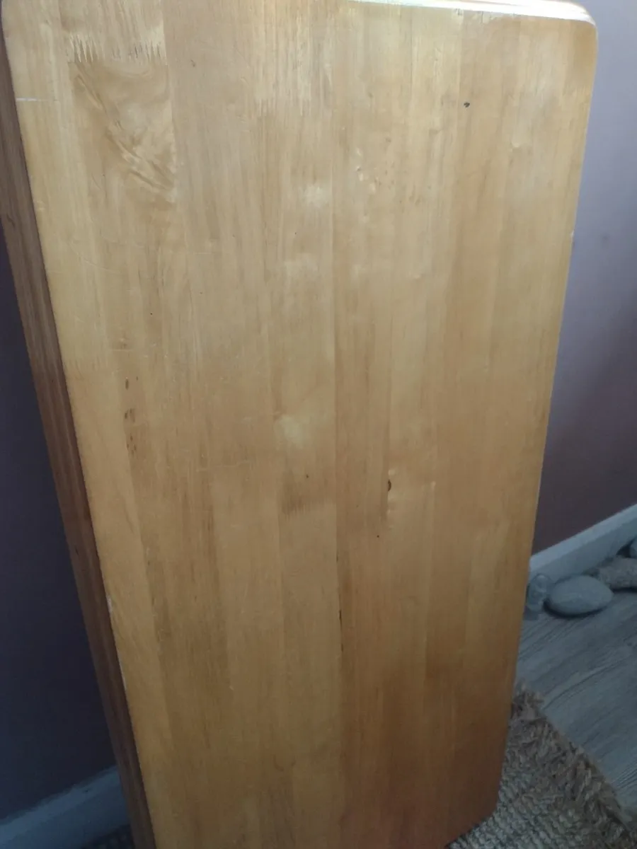 Heavy solid Oak table top/coffee table - Image 1