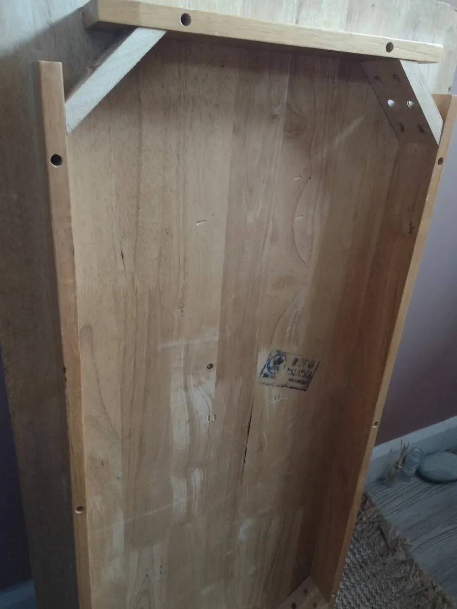 Heavy solid Oak table top/coffee table - Image 3