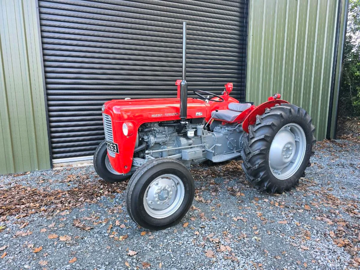 1962 massey ferguson 35 with diff lock rare - Image 1