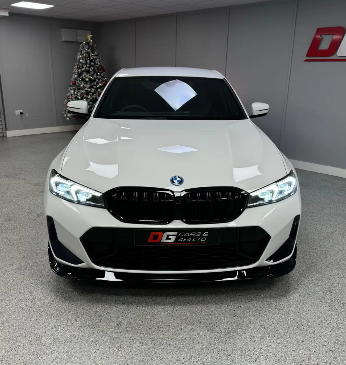2022 BMW 330E M Sport LCI Automatic - Image 2