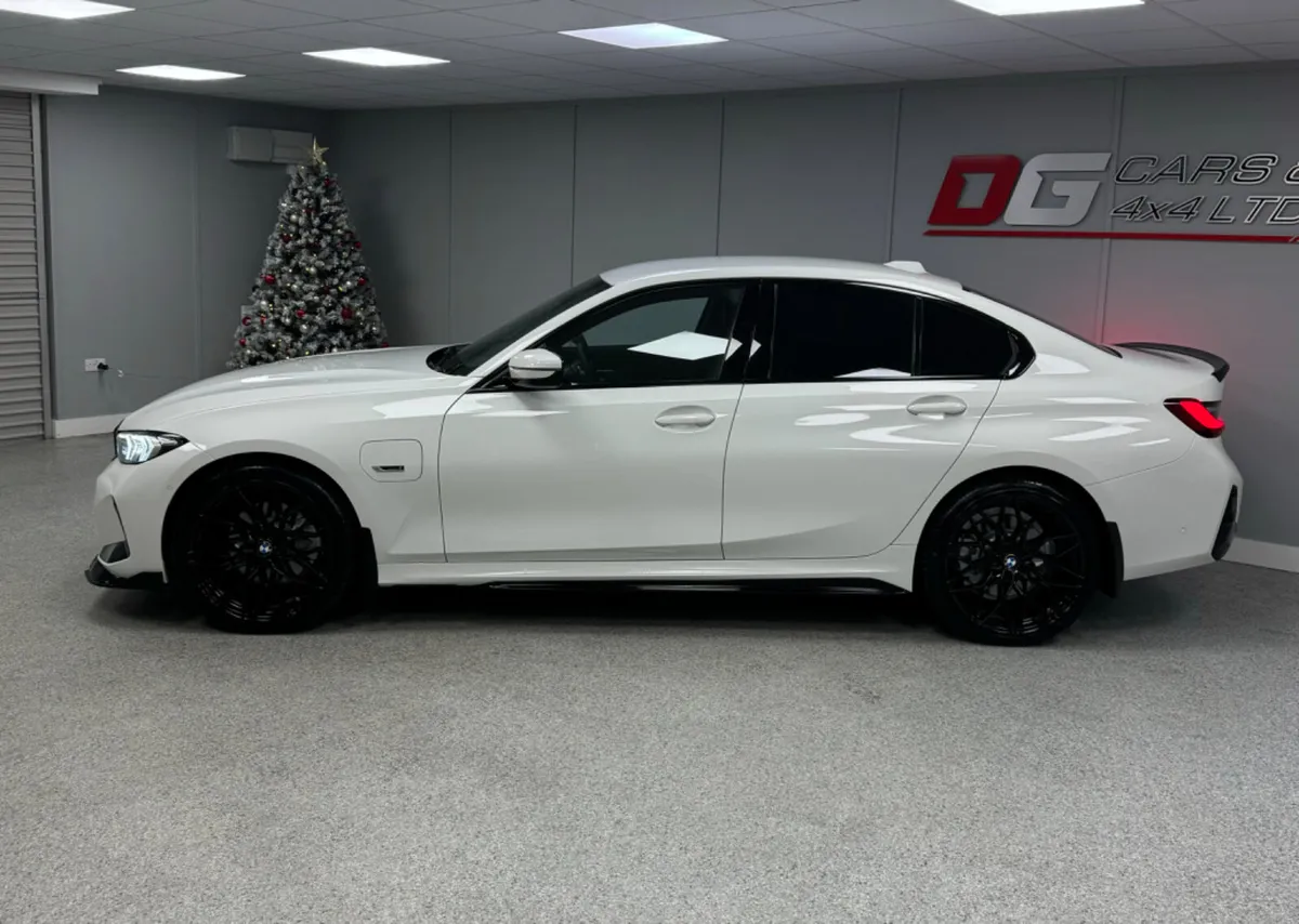 2022 BMW 330E M Sport LCI Automatic - Image 4