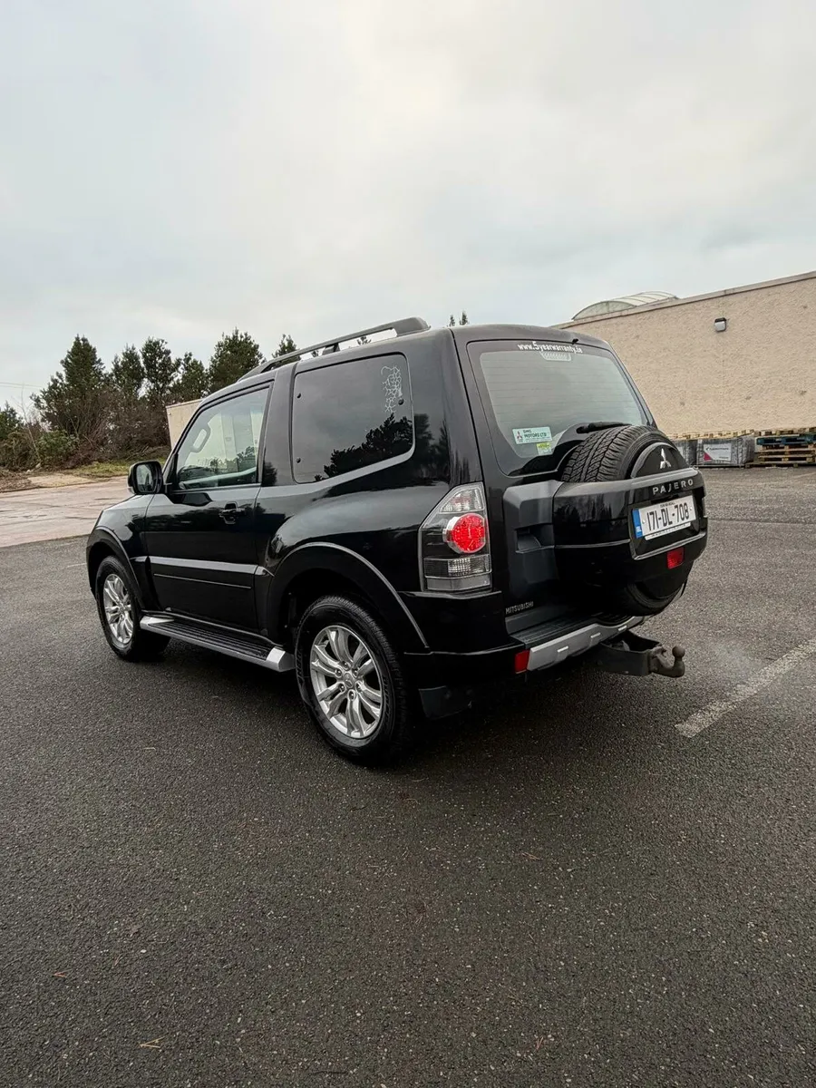 Mitsubishi pajero - Image 4