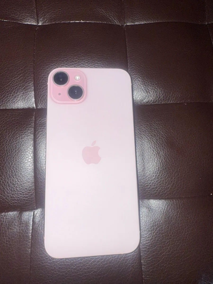 Pink iPhone 15 Plus 128gb - Image 1