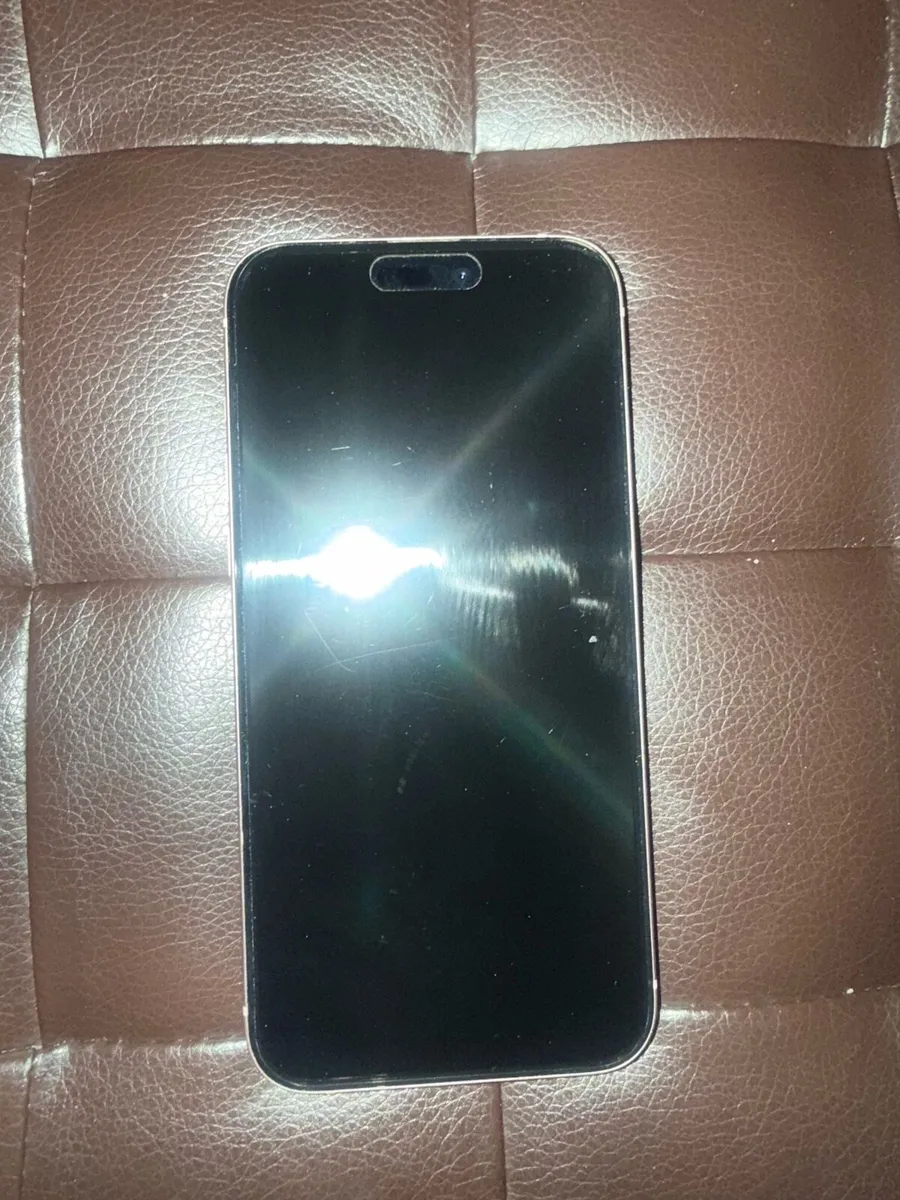 Pink iPhone 15 Plus 128gb - Image 3