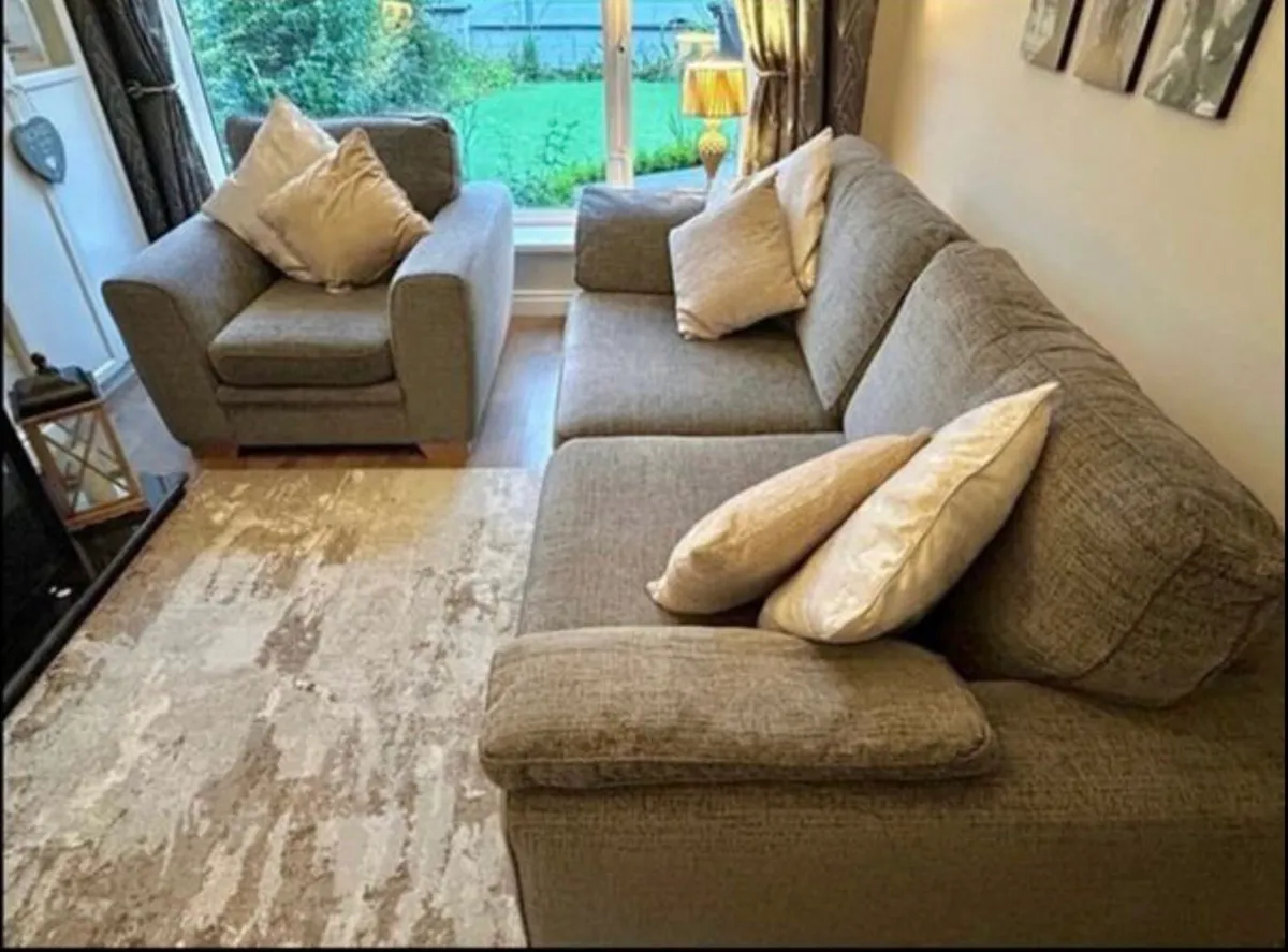 Couch and armchair - Image 1