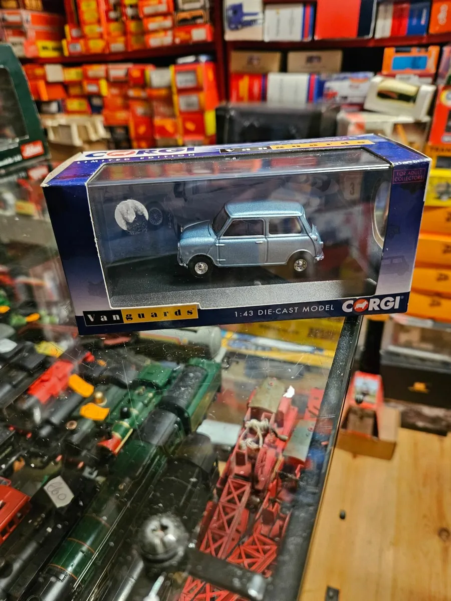 Corgi Vanguards Mini - Image 1