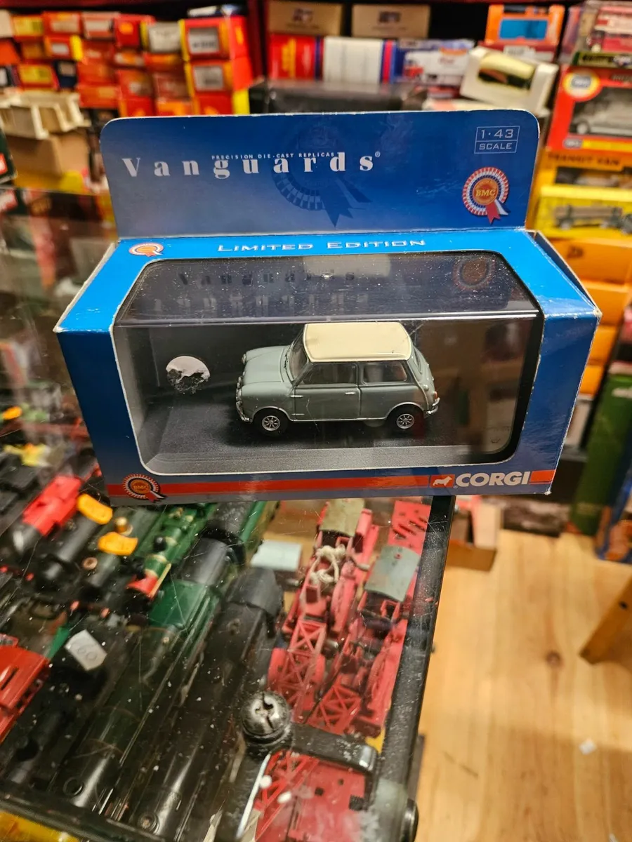 Corgi Vanguards Mini - Image 1