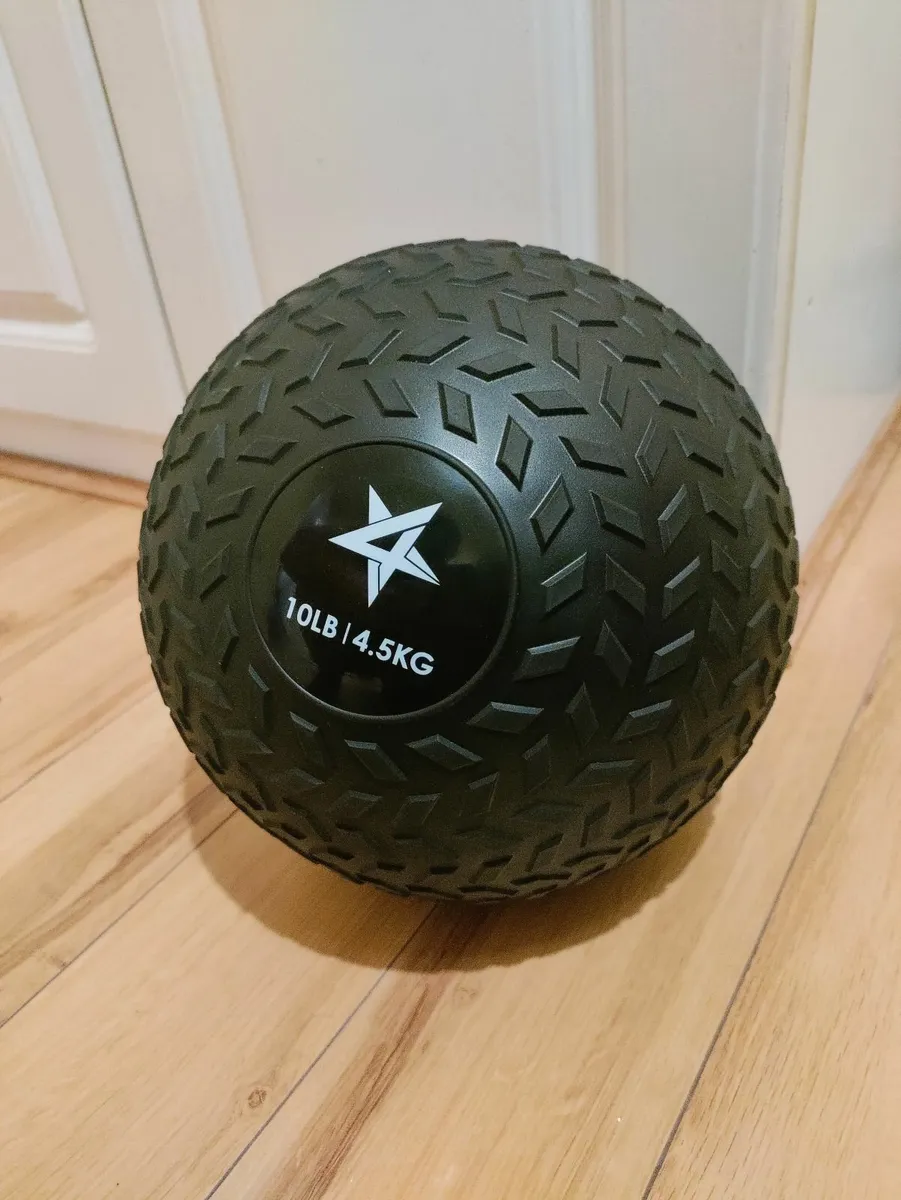 Gym medicine ball / slam ball