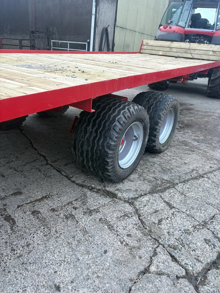 Bale trailer - Image 2