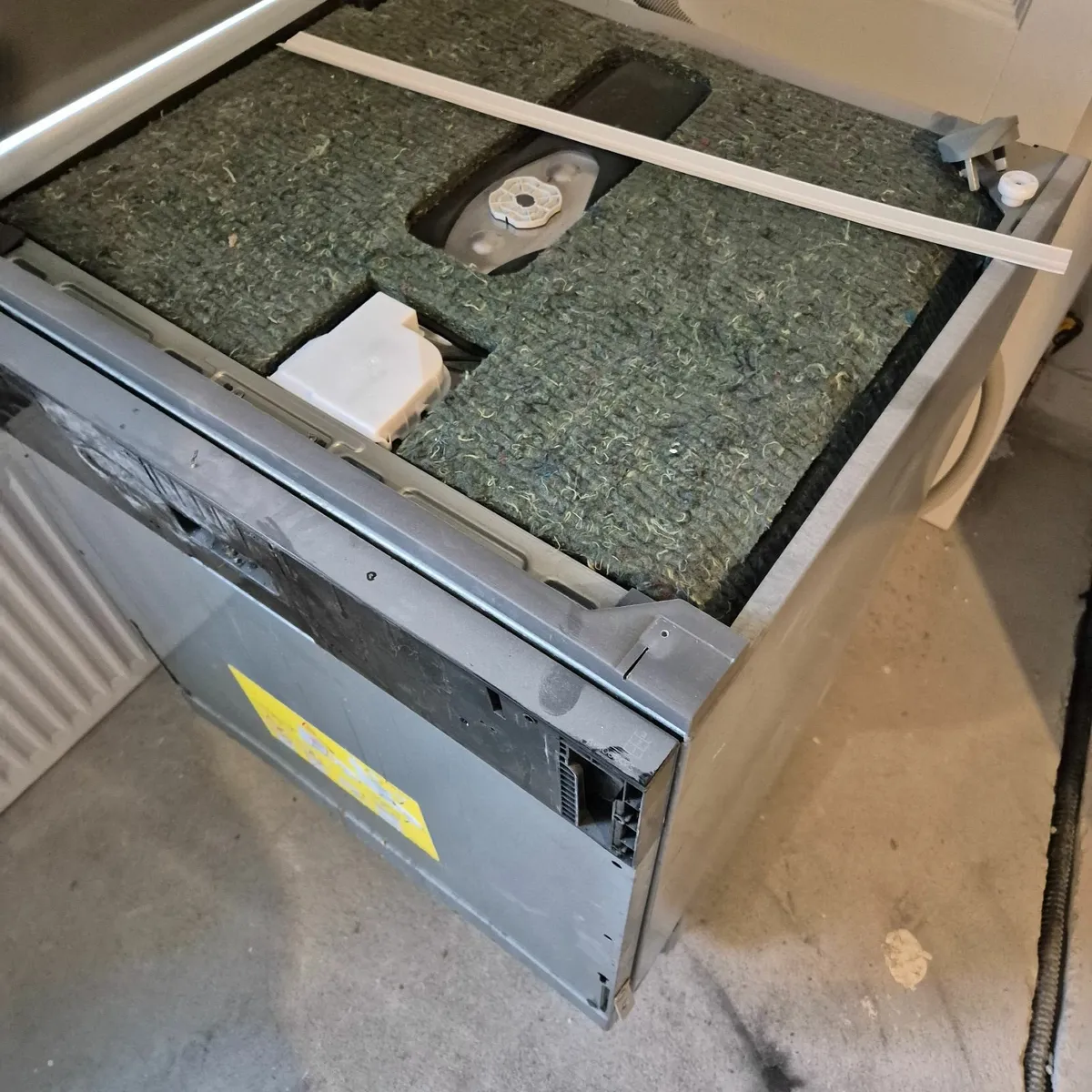 Integrated Dishwasher - Image 1