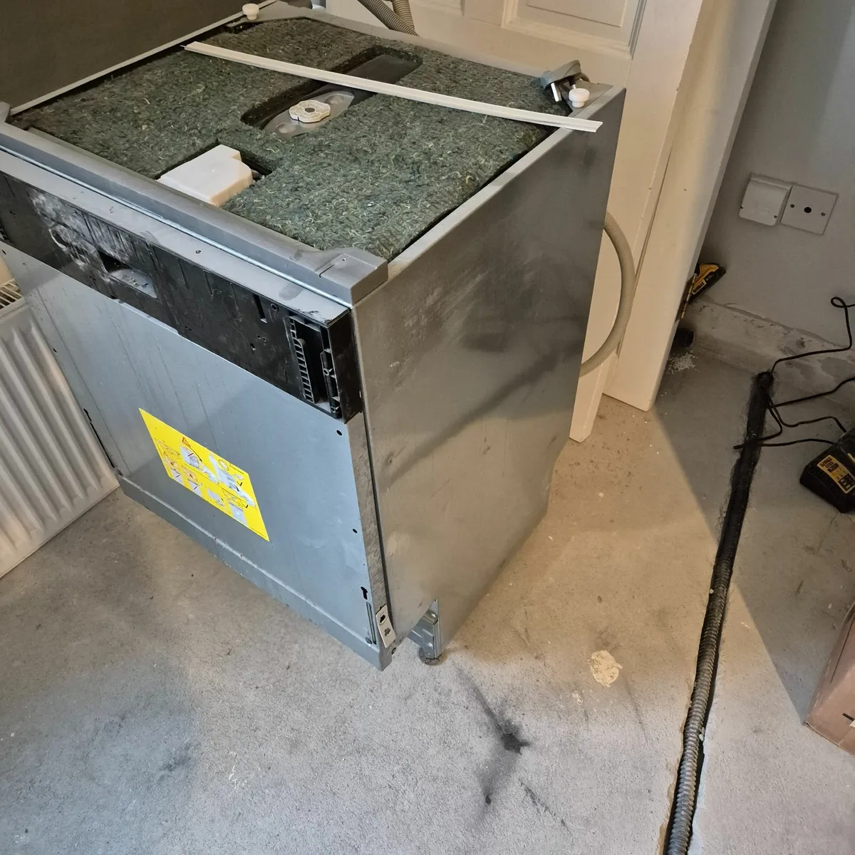 Integrated Dishwasher - Image 2