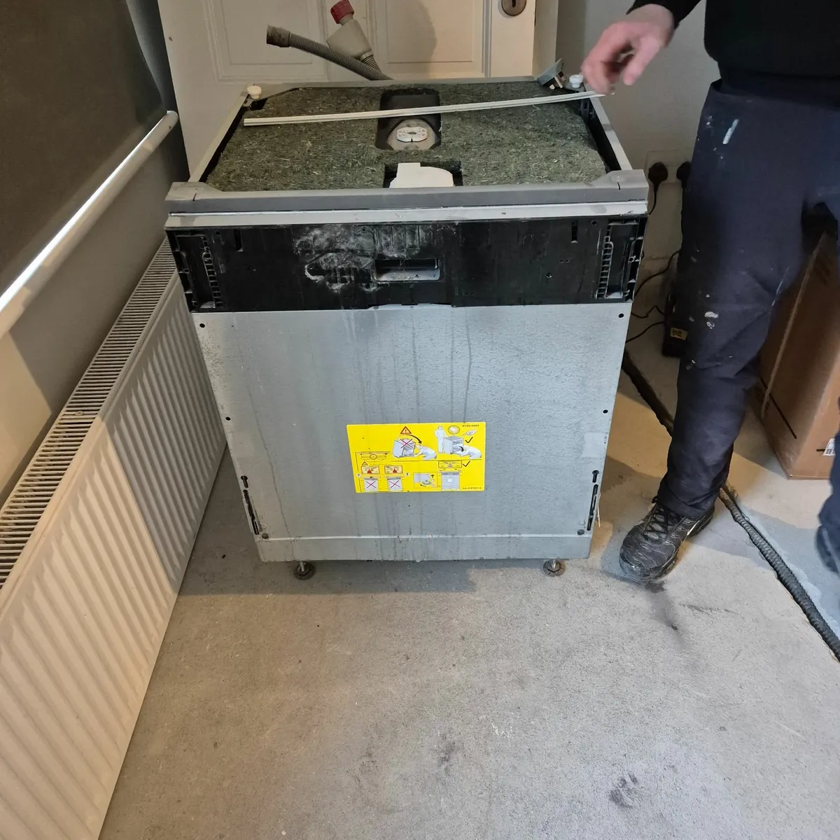 Integrated Dishwasher - Image 3