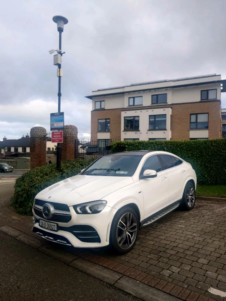 Mercedes-Benz GLE 350 4MATIC - Image 1
