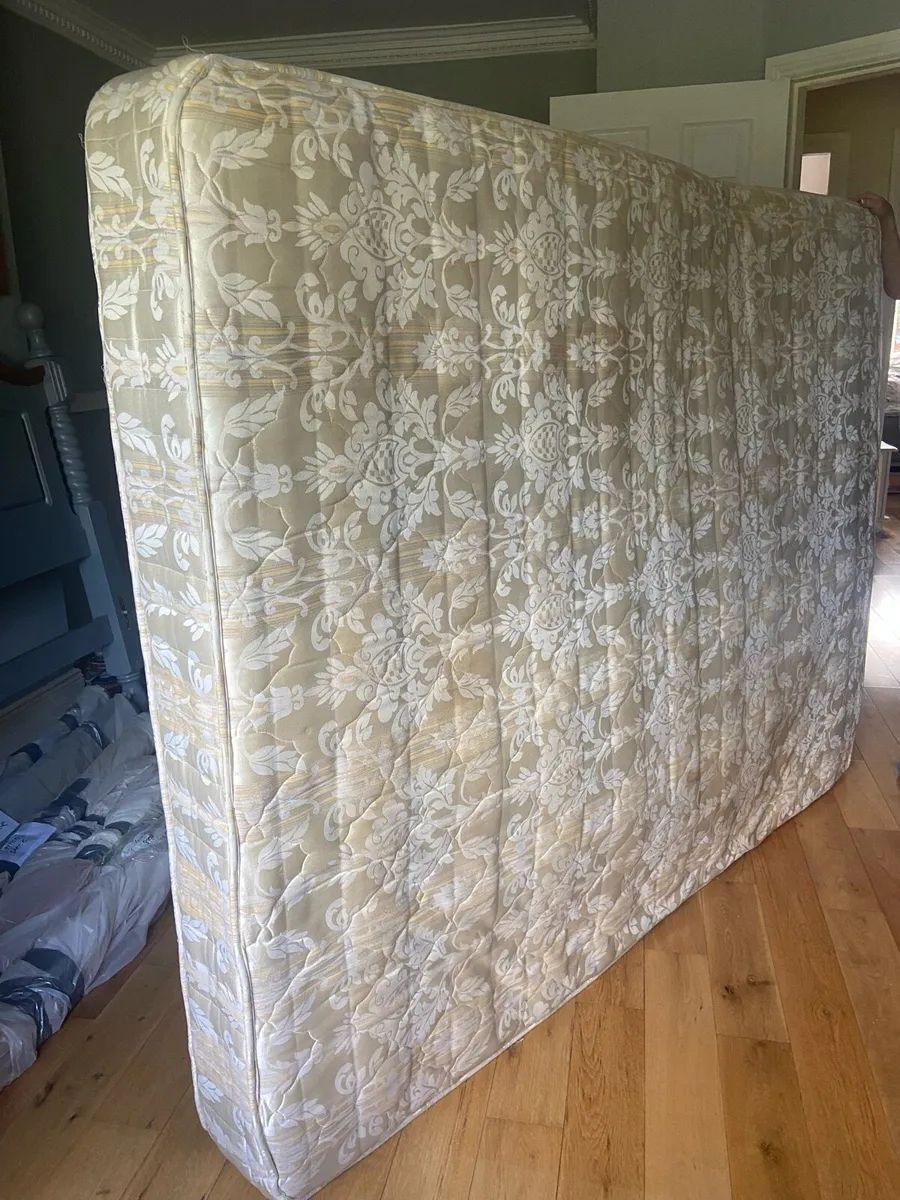 Orthopaedic mattress (king size) - Image 1