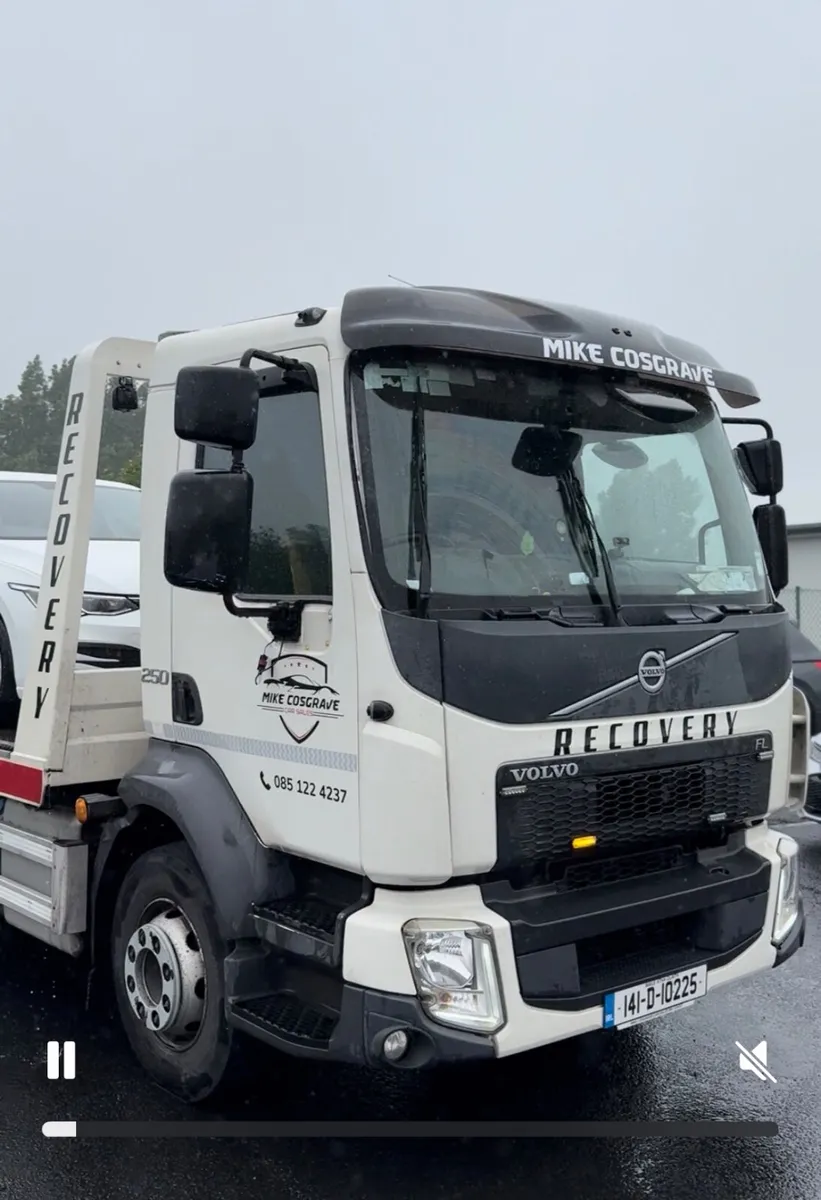 2014Volvo FL250  Recovery tilt and slide - Image 1