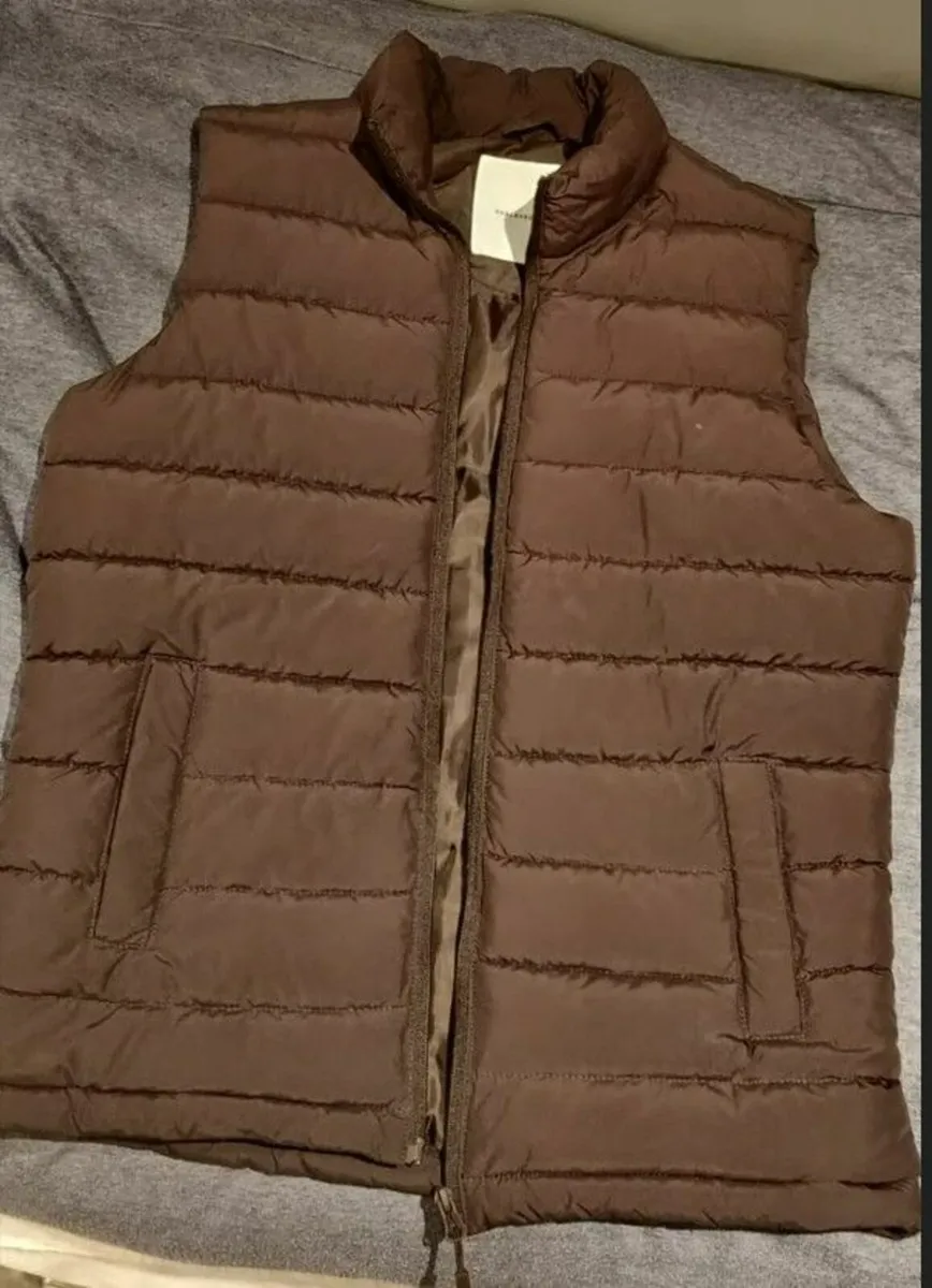 Reserved Brown Quilted Vest + 2 Long Sleeve Shirts - Image 4