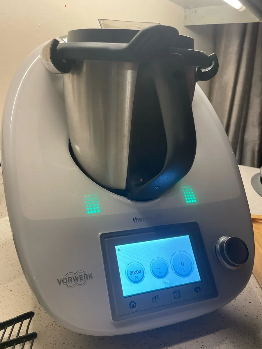 Thermomix T5 food processor - Image 1