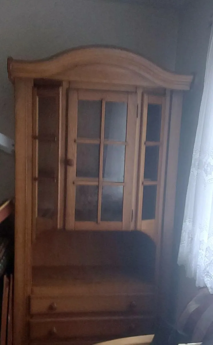 Cabinet - Image 4