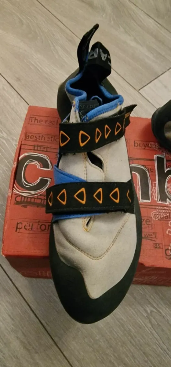 Climbing Shoes (Scarpa) and Harness (Singing Rock) - Image 2