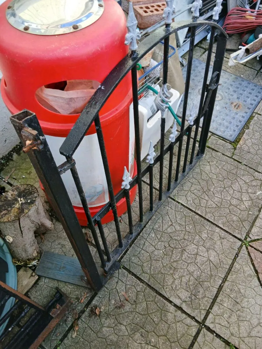 Pedestrian gates x 2 - Image 1