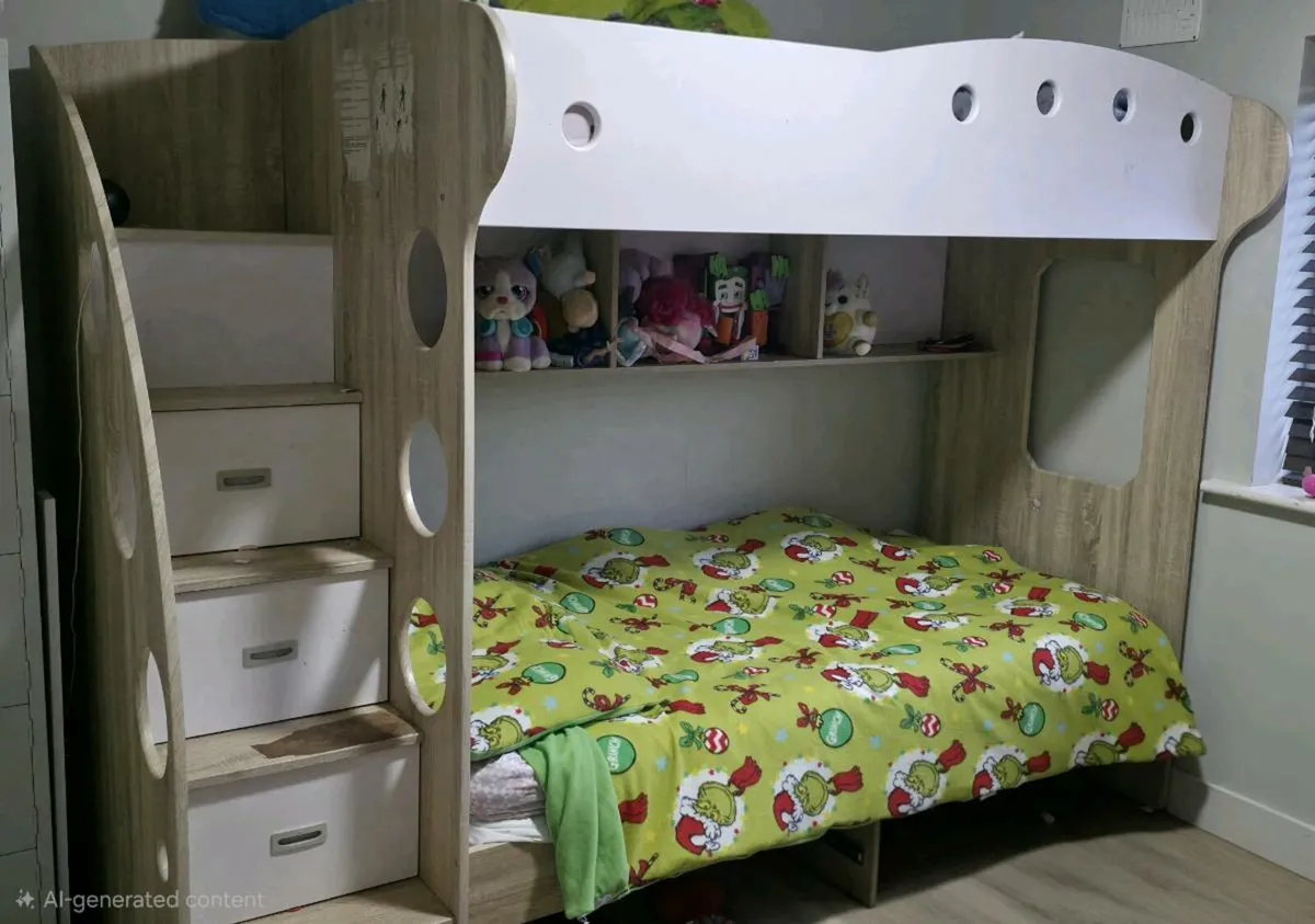 Bunk bed - Image 1