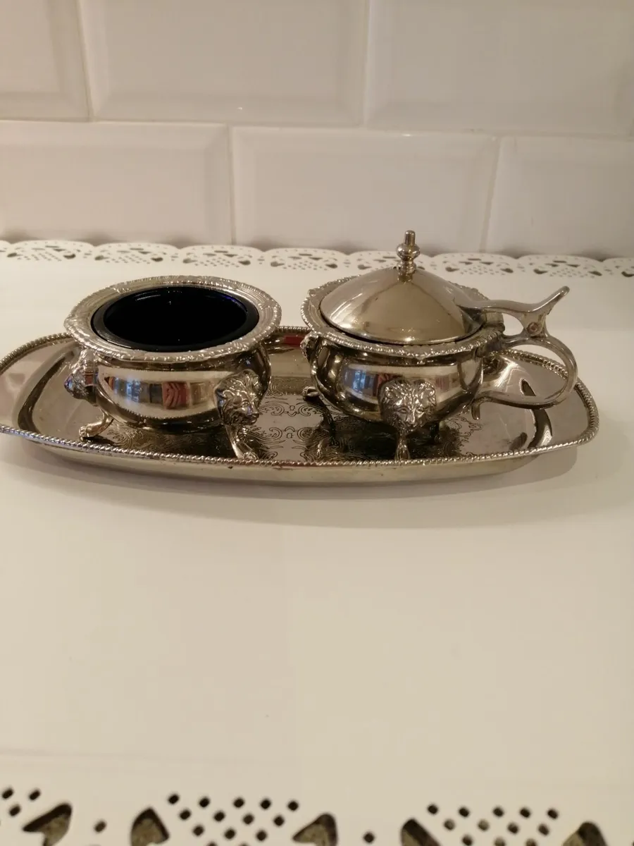 Vintage silver plated cruet set - Image 3