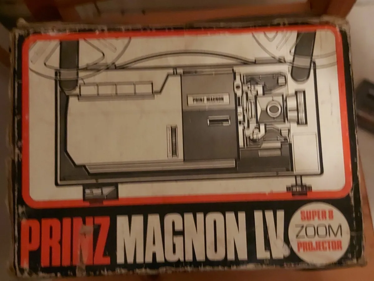 Prinz Magnon LVSuper 8mm Projector in Original Box - Image 3