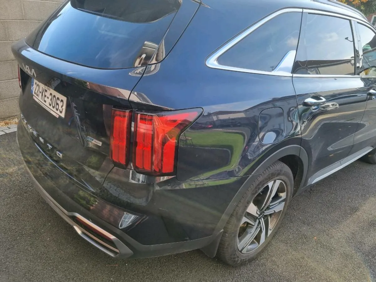 Kia Sorento - Image 3