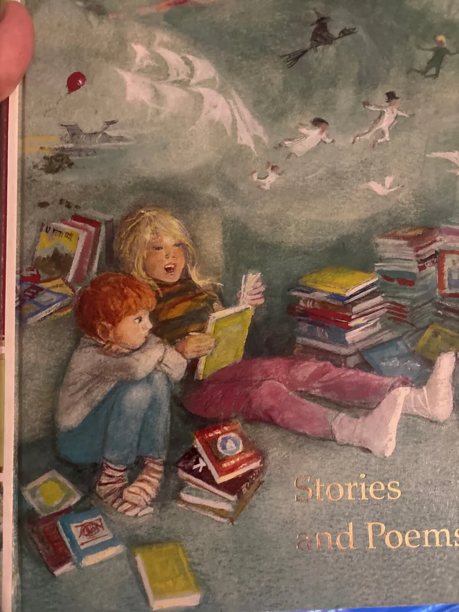 Child craft book set - Image 3