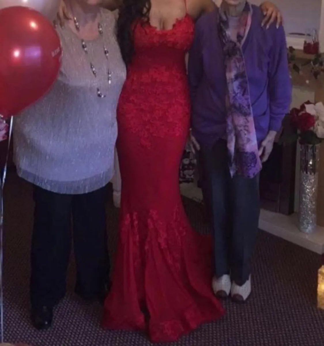 Cari’s Closet Porsia dress in red for sale: - Image 2