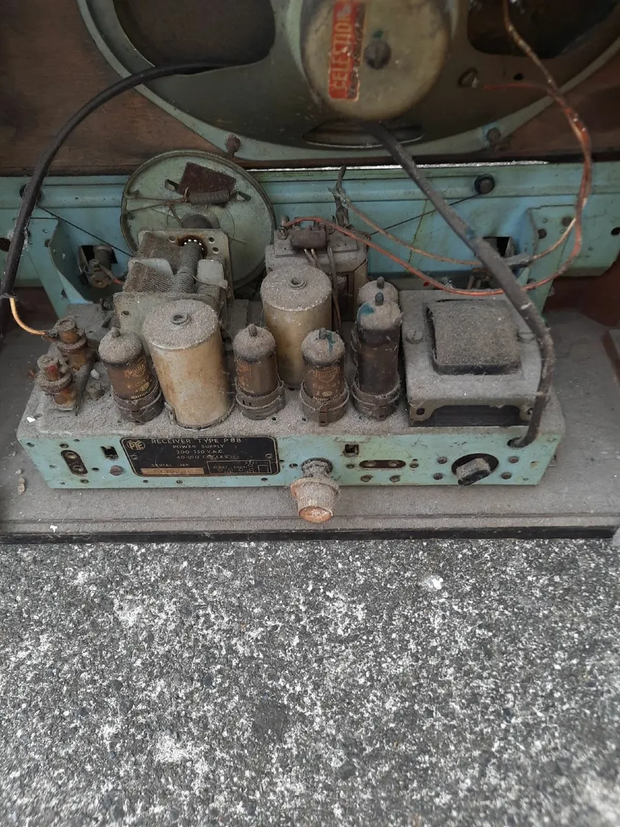 Antique radio - Image 4