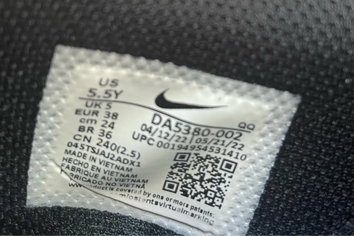 Nike trainers - Image 4