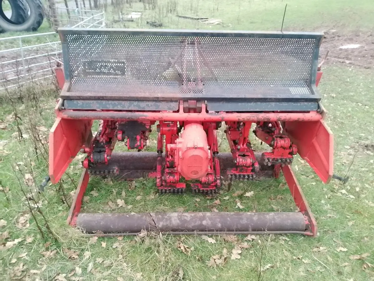Saw head & golf course aerator/spiker - Image 3