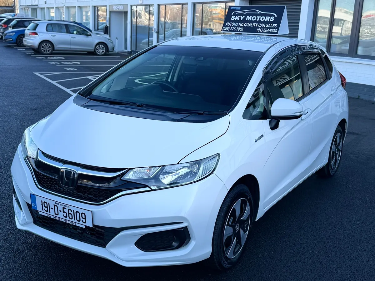 2019 Honda Jazz/Fit 1.5 Petrol Hybrid,Automatic - Image 4