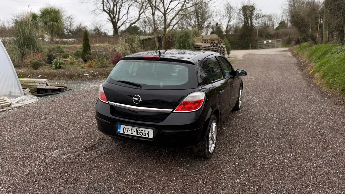 Opel Astra Life 2007 - Image 1