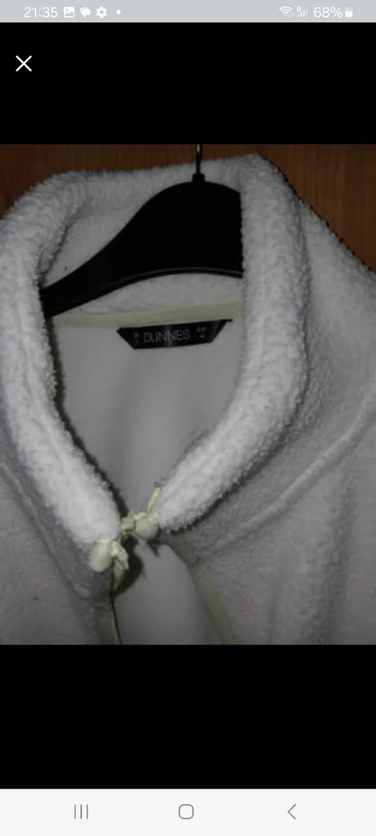 Dunnes Ladies Fleece - Image 3