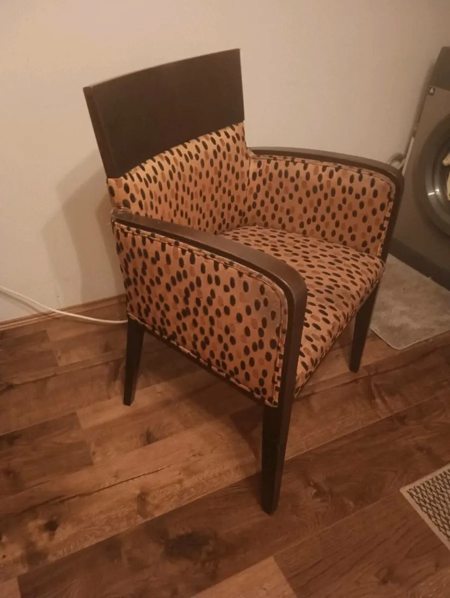 Lovely side chair,as is 40 Euro - Image 2
