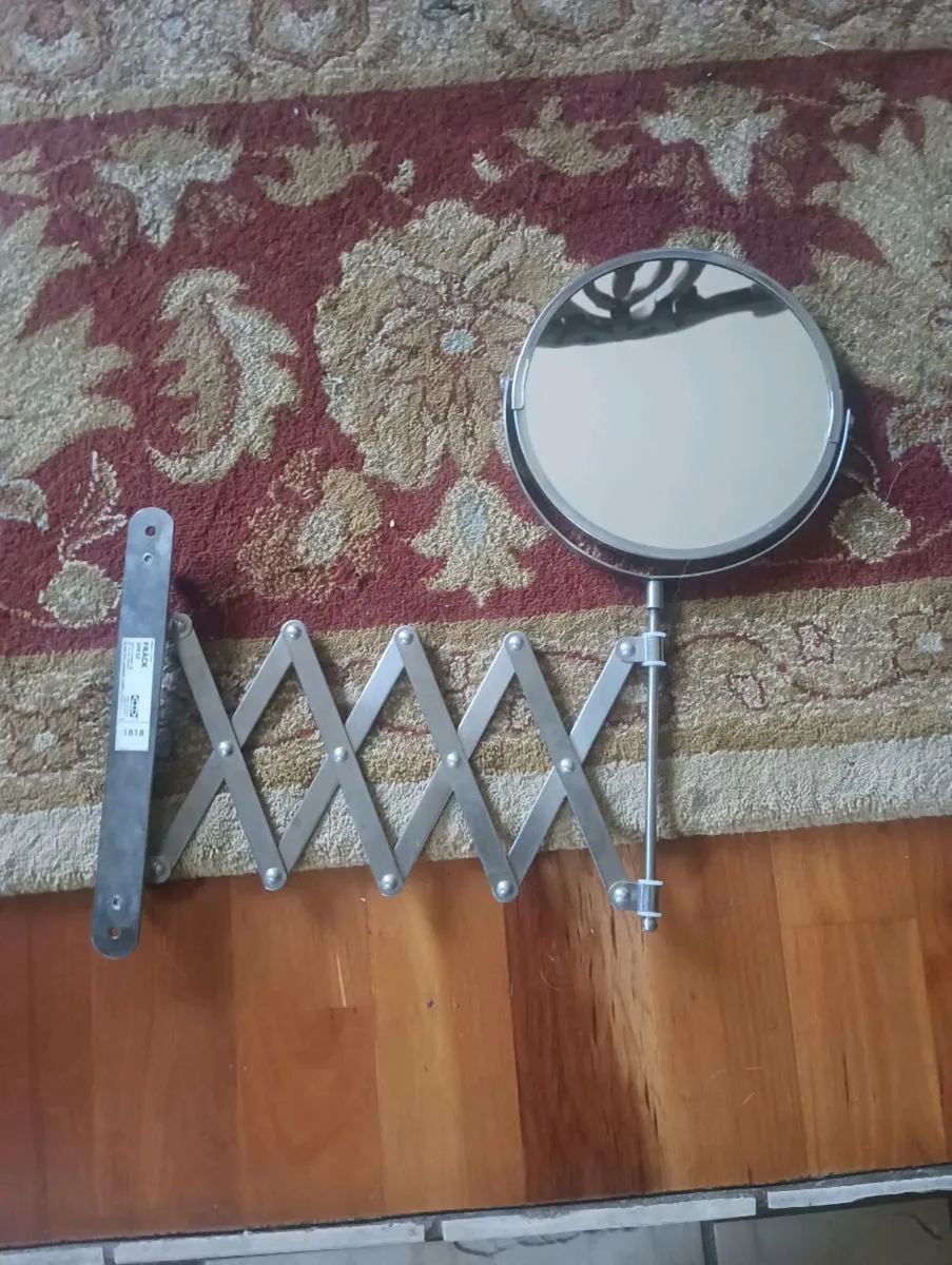 Small mirror for wall, adjustable new,5 Euro - Image 3