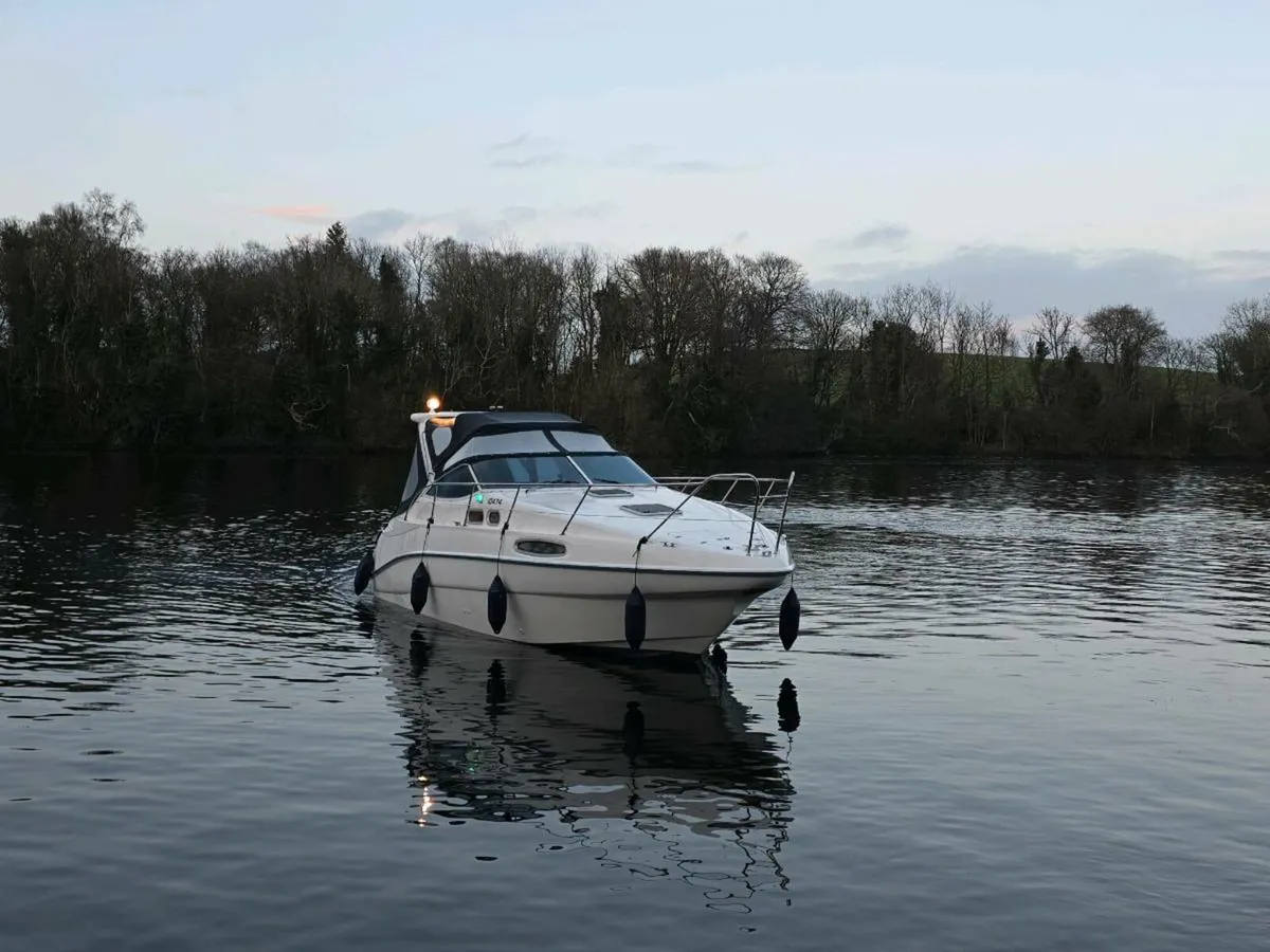 Sealine S28 – 2003 Facelift Volvo KAD32 - Image 3