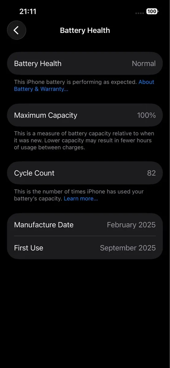 iPhone 16e like new  batery 100% - Image 3