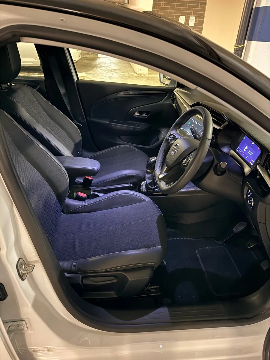 Opel Corsa 2023 - Image 4