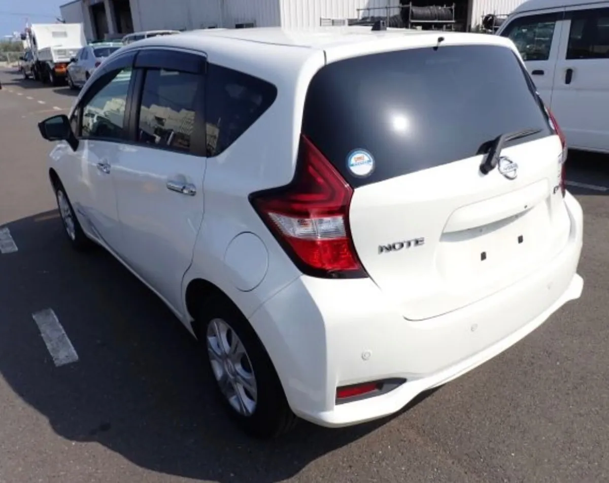 🔵 Nissan Note 1.2 Petrol Hybrid E-Power Automatic - Image 3